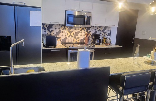 Pavas Eigentumswohnung | Stylish Penthouse Condo in San José, Costa Rica