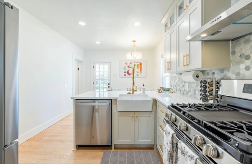 Spanish Fork Haus | Modern, Fully Renovated Home with Mountain Views & Private Backyard with Patio