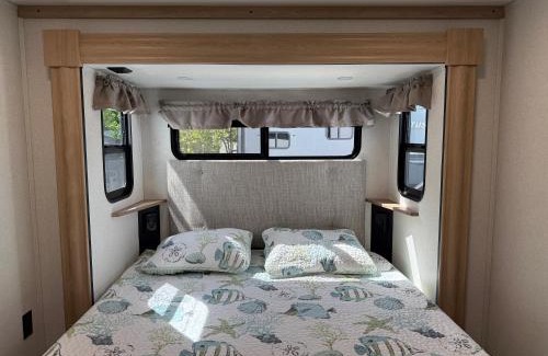 Key Largo Resort | Stylish RV with 2 Bedrooms, 2 Lofts and 2 Bathrooms