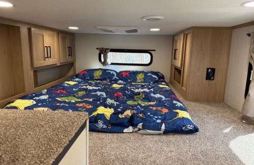 Key Largo Resort | Stylish RV with 2 Bedrooms, 2 Lofts and 2 Bathrooms