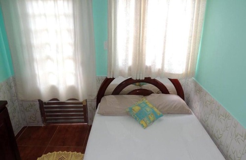 Bairro da Enseada Bed & Breakfast | Suíte 5 com piscina e wi-fi em Caraguatatuba