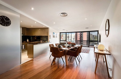 Sullivan's Cove Wohnung | SUB PENTHOUSE LUXE SUITE. CBD. FREE PARKING.