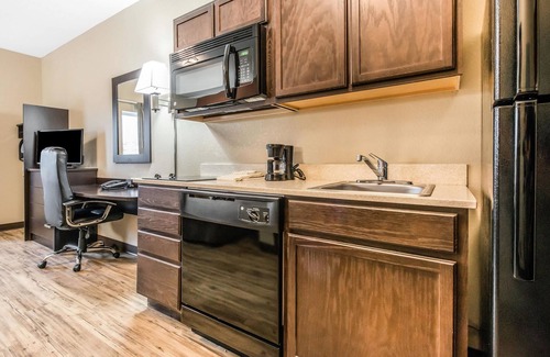 Washington Hotel | Suburban Studios Washington, PA