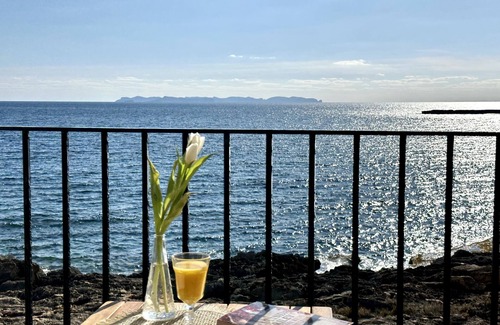 Colonia Sant Jordi Wohnung | Suitable. II "Dolphin" in front of the sea