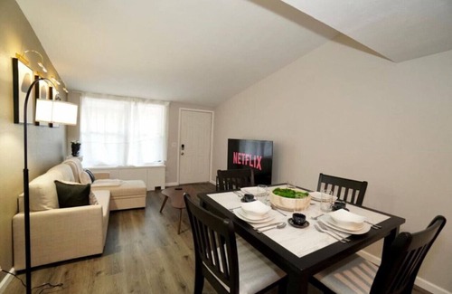 Columbus Wohnung | Suite - 10 min to Ft Moore