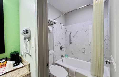 Gore Hotel | Suite 16 Motel