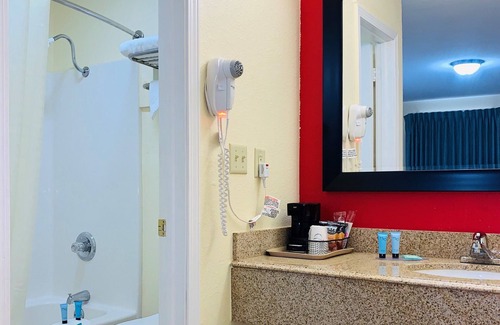 Gore Hotel | Suite 16 Motel