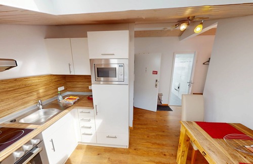 Bad Aibling Haus | Suite 5+6 = option entire 2nd floor 3.5 rooms with 2 balconies
