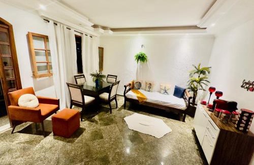 Belo Horizonte Haus | Suite casal com frigobar