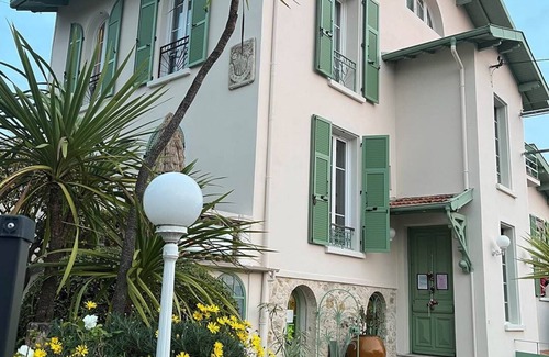 Vence Haus | Suite double bed + sofa bed with terrace (11)