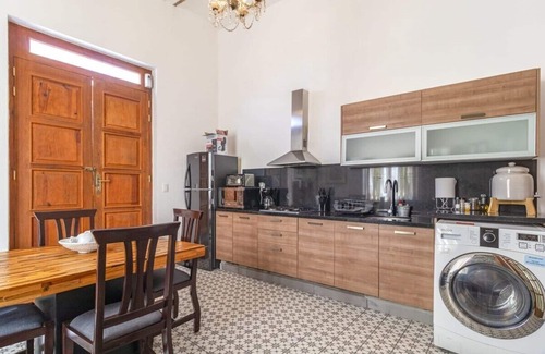 Downtown Queretaro Wohnung | Suite in Historic Center, Terrace. Wifi+Workroom+A/C