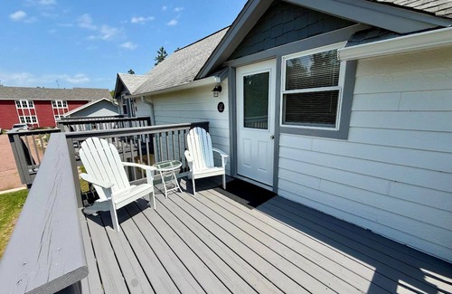 La Pointe Wohnung | Private Suite mit Küchenzeile Downtown Madeline Island