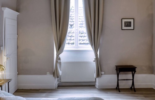 Poligny Bed & Breakfast | Suite Privée Dans un Élégant Hôtel Particulier au Coeur de Poligny
