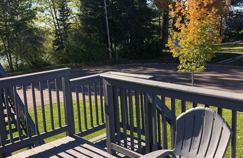 La Pointe Wohnung | Suite Two La Pointe Lodging - Suite im Motelstil mit Küchenzeile