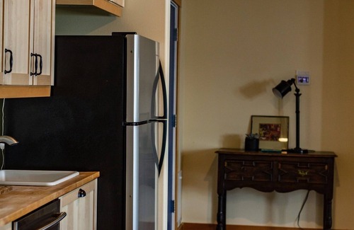 Lummi Island Haus | Suite with a View- Private Balcony- Pet Friendly