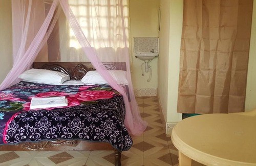 Sultan Hamud Hotel | Sultan Hamud Pyramids Resort