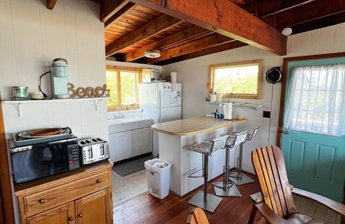Davis Park Haus | Summer 25 is here! Prime Weeks Open: 6/6–6/13,6/20-6/27, 7/11–7/18, 8/29–9/5