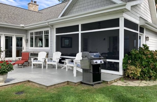 Tilghman Haus | Besuchen Sie uns diesen Herbst und genießen Sie unsere wunderschönen Sonnenuntergänge in Chesapeake Bay!