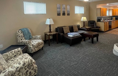 East End Haus | Summer dates! Spacious 3 bed 2 bath! Enormous Kitchen! Close to Lake Superior!