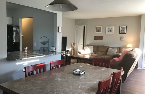 Long Branch Wohnung | Summer house 3 bedrooms apartment in long Branch first floor