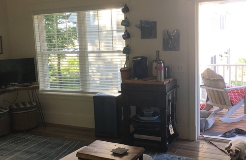 Southwest Harbor Hütte | Summer special! Adorable Whale's Tail guest cottage.