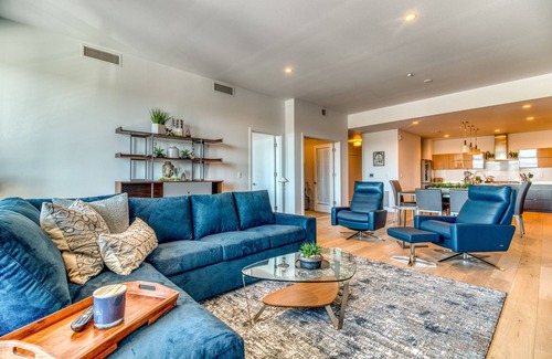 Southern Crossing Eigentumswohnung | *Summer Specials* Modern and Luxury Meet at The Atrium