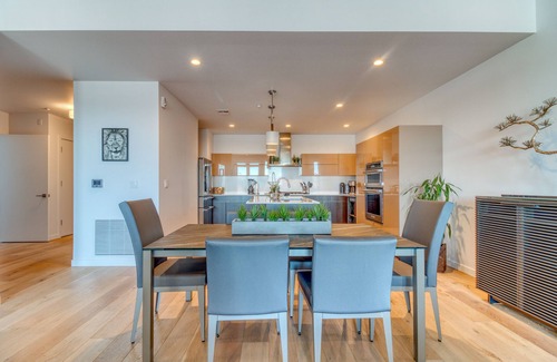 Southern Crossing Eigentumswohnung | *Summer Specials* Modern and Luxury Meet at The Atrium