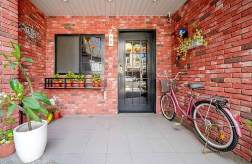 West Central District Haus | Summer Tree Homestay