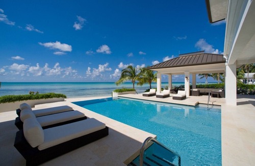 Rum Point Haus | Sun Salutations by Grand Cayman Villas