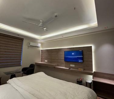 Jaypee Greens Wohnung | Sun twilight studio and hotal