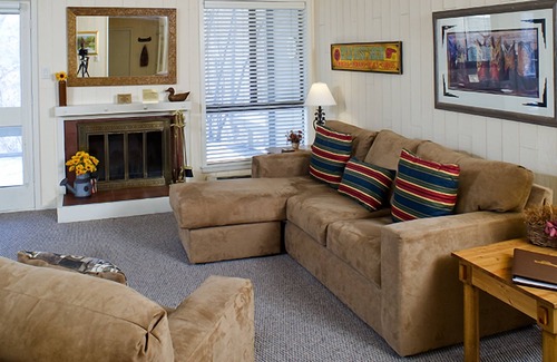 Elkhorn Hotel | Sun Valley Resort, One Bedroom Condo with One Queen