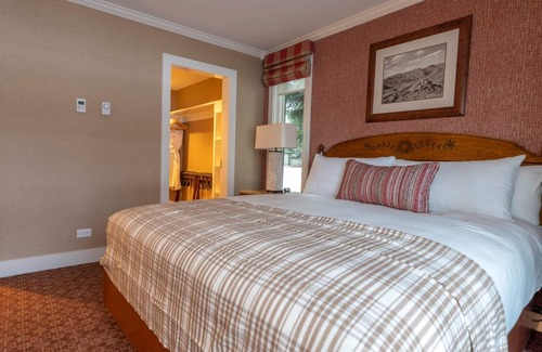 Elkhorn Hotel | Sun Valley Resort, Two Bedroom Lodge Apartment | 3 Units