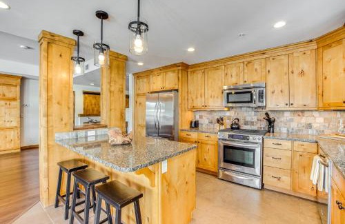 Cle Elum Wohnung | Suncadia Resort Condo with Seasonal Pool Access!