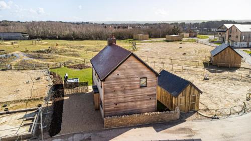 Holworth Haus | Sunday Sun BR31 Silverlake Dorset