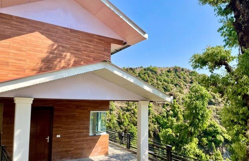Bullawala Haus | Sundays Forever - Oak House, Mussoorie