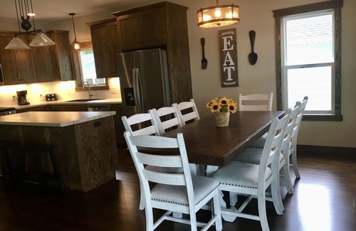 Chippewa Falls Haus | Sunflower House on Lake Wissota