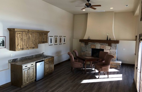 Summit Park Haus | Sunny 5 Bd Mountain Home-Gorgeous View-Perfect for 2 or MultiGen Families-HotTub