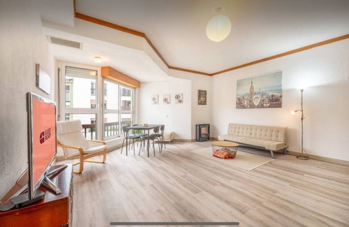 Cascais Wohnung | Sunny Cascais Apartment 5min stroll to the Beach Calm Surroundings