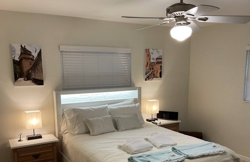 Boulevard Heights Villa | SUNNY FLORIDA VILLA. 20 minutes from beach, heated pool!