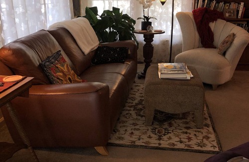 Wheaton-Glenmont Haus | Sunny Peaceful Suburban Washington DC Escape