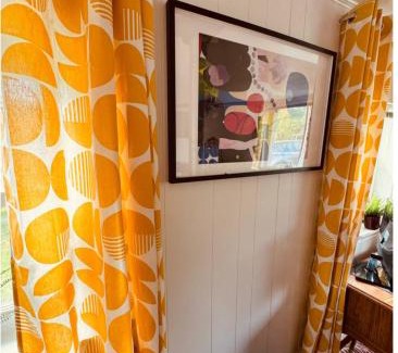 Capitol Heights Wohnung | Sunny Spacious 2BR, 1BA Kitchenette plus Amenities DC East - PG County