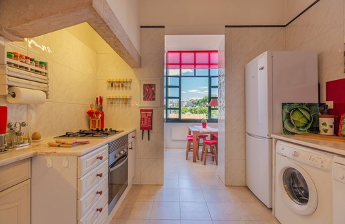 Sao Jose Wohnung | Sehr große, helle, liebevoll eingerichtete Wohnung im Herzen Lissabons