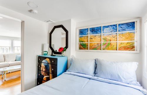 Westport Wohnung | Sunny Westport 2 BR Retreat above Historic Mill