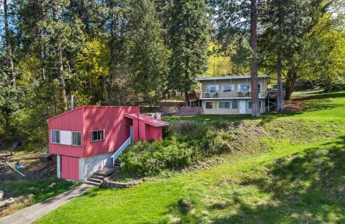 Harrison Haus | Sunnyside Cabin