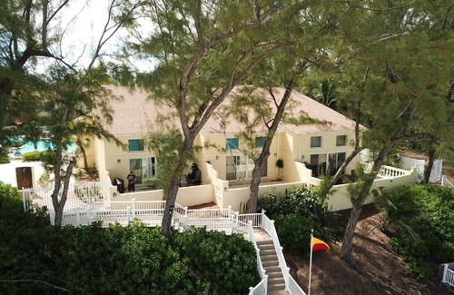 Paradise Island Eigentumswohnung | Sunrise Beach Club # 1, Pool, BBQ Grill, Liegestühle. Direkt am Strand!