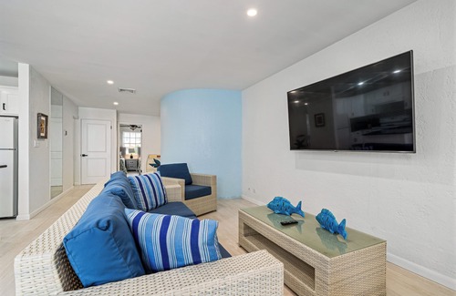 Paradise Island Villa | Sunrise Beach Villas - Atemberaubende, Ocean View Pool Villa mit Zugang zum Strand