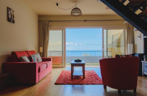 Ponta Delgada Haus | Sunrise House