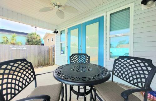 Holiday Beach Haus | Sunset by the Sea by Emerald Coast Retreats