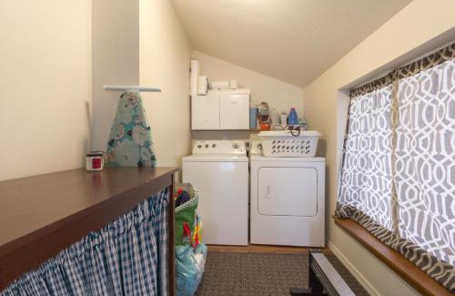 Harrison Haus | Sunset Cottage