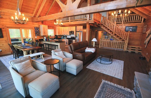 Crane Lake Kabine | Sunset Cove Retreat - private bay in Crane Lake with year-round availability!